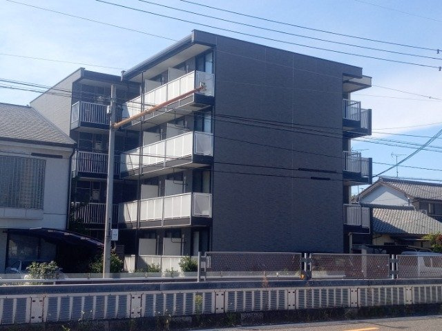 レオパレス栄の外観