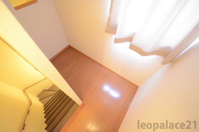 レオパレスエレガンテ大和の内装|同タイプ物件写真です。