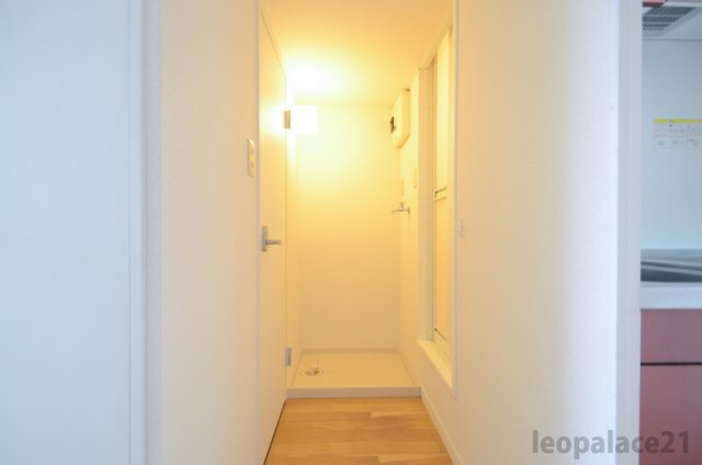 レオパレス岡崎ウエストのその他|洗濯機置き場