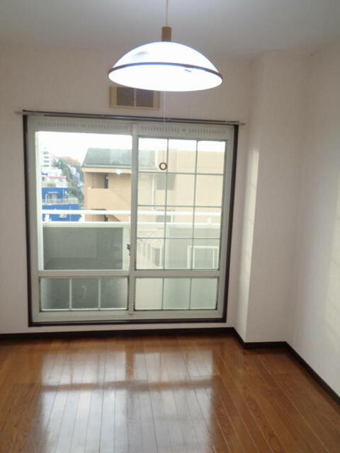 サニーヒル三田の寝室