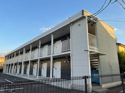 レオパレス葵の外観