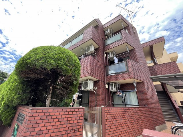 煉瓦館京極の外観