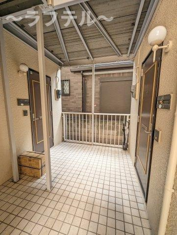 イーストハイツの周辺