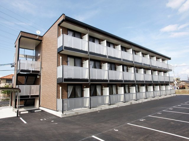 レオパレス鈴風の外観