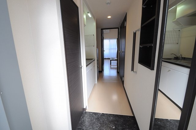 レオネクスト乙川の玄関|実際のお部屋と異なる場合がございます。