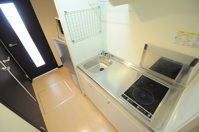 レオネクスト乙川のキッチン|同タイプ物件写真です。