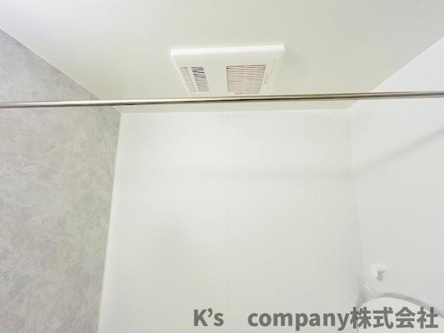 藤沢市辻堂元町2丁目　新築戸建　C棟の設備|長雨の続く時期のお洗濯物の悩みを解消できる浴室乾燥機付き☆