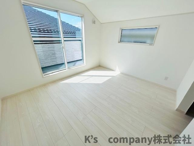 藤沢市辻堂元町2丁目　新築戸建　C棟の寝室|洋室7帖◇主寝室におすすめです◇