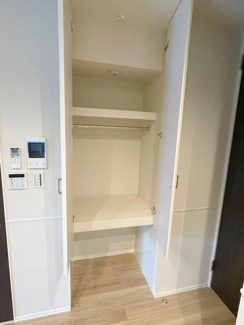 ｉｌ　Ｑｕａｒｔｅｔｔｏ　イル　カルテットの居間・リビング|★ペットスペース（収納下）★