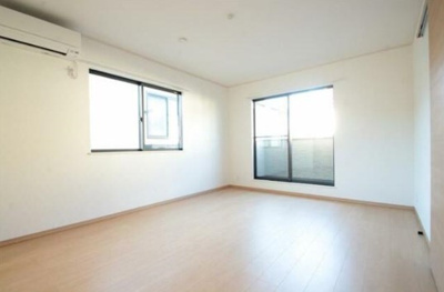 【居間・リビング】 | ロイヤルパレス | リビングです　以下別号室参考写真です