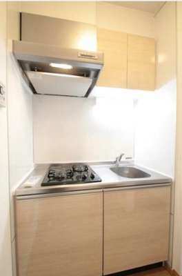 【キッチン】 | ロイヤルパレス | コンパクトなキッチンで掃除もラクラク