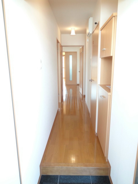 エヴァーグリーンの玄関