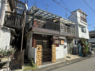 2面バルコニーで日当たり良好な2階建貸家