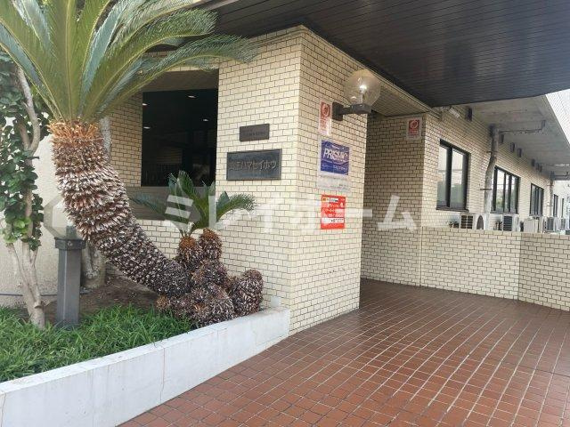 山王ハマセイホウのエントランス