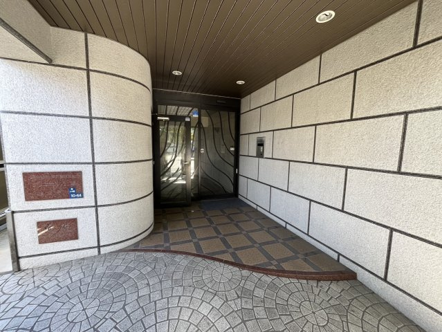 ルヴェール光陽のエントランス