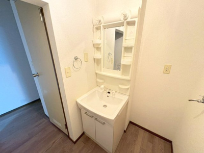 【独立洗面台】 | メゾン　スガ