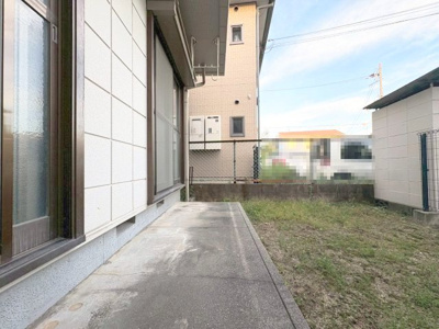 【庭】 | メゾン　スガ