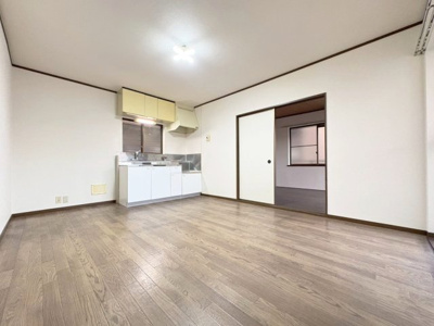 【居間・リビング】 | メゾン　スガ