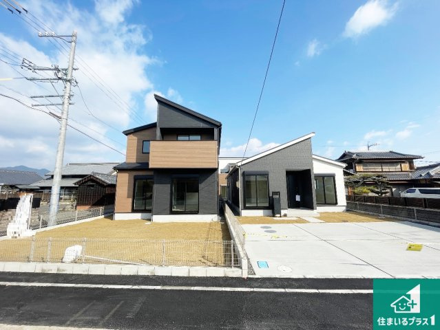 亀山市山下町　第1期　新築一戸建ての外観|現在建築中！落ち着いた街並みで新生活を始めることが出来そう！周辺の物件も併せてご紹介させて頂きます！