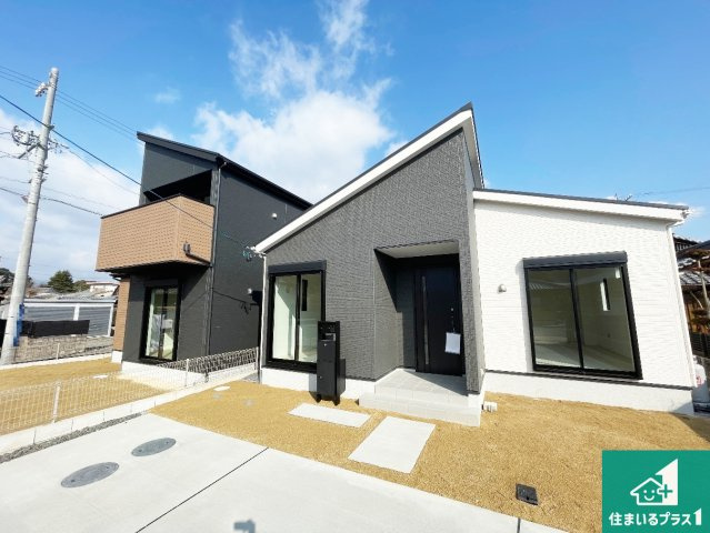 亀山市山下町　第1期　新築一戸建ての外観|現在建築中！落ち着いた街並みで新生活を始めることが出来そう！周辺の物件も併せてご紹介させて頂きます！