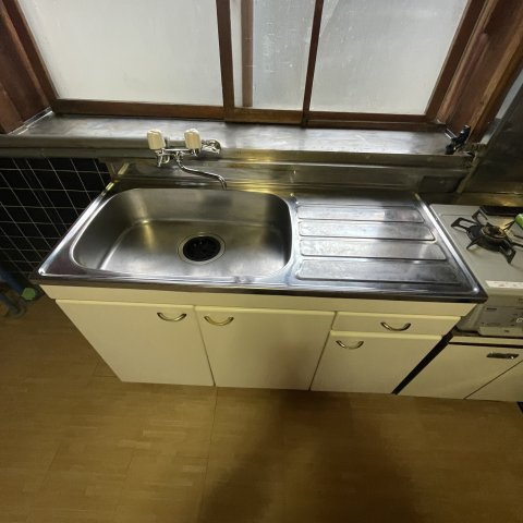 登別市若草町5丁目7-9戸建のキッチン