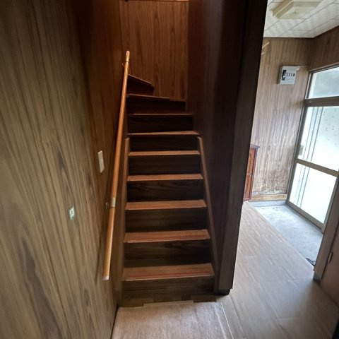 登別市若草町5丁目7-9戸建の収納