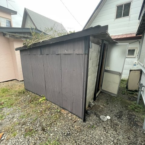 登別市若草町5丁目7-9戸建の庭