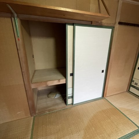登別市若草町5丁目7-9戸建の収納