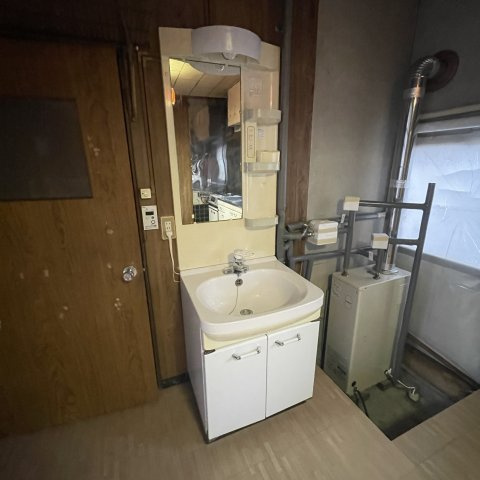 登別市若草町5丁目7-9戸建の洗面所