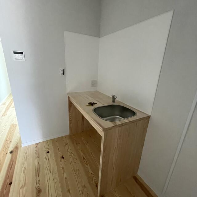 稲城市矢野口のアパートの内装