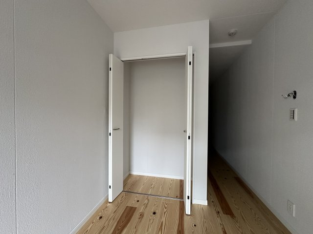 稲城市矢野口のアパートの収納