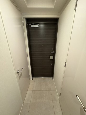 【居間・リビング】 | パークアクシスプレミア表参道 | ※写真は同タイプ住戸です。