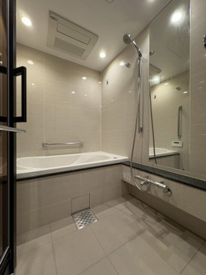 【洗面所】 | パークアクシスプレミア表参道 | ※写真は同タイプ住戸です。