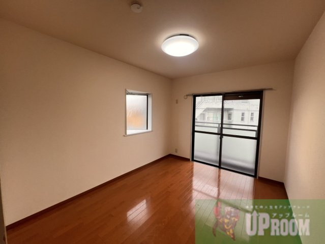 エステート篠木の居間・リビング