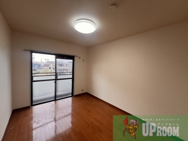 エステート篠木の居間・リビング