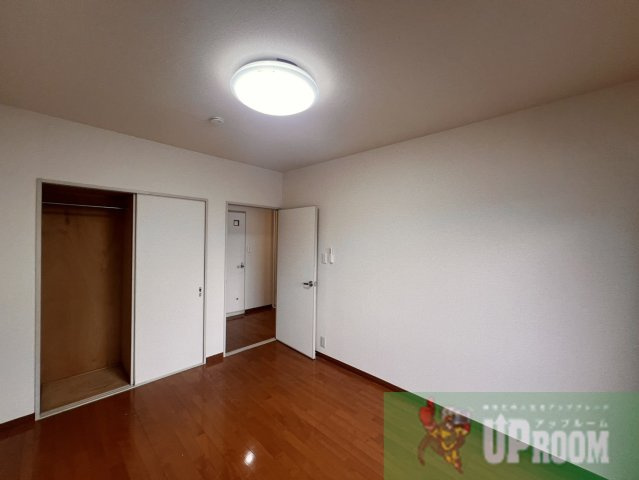 エステート篠木の居間・リビング