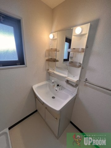 エステート篠木の洗面所