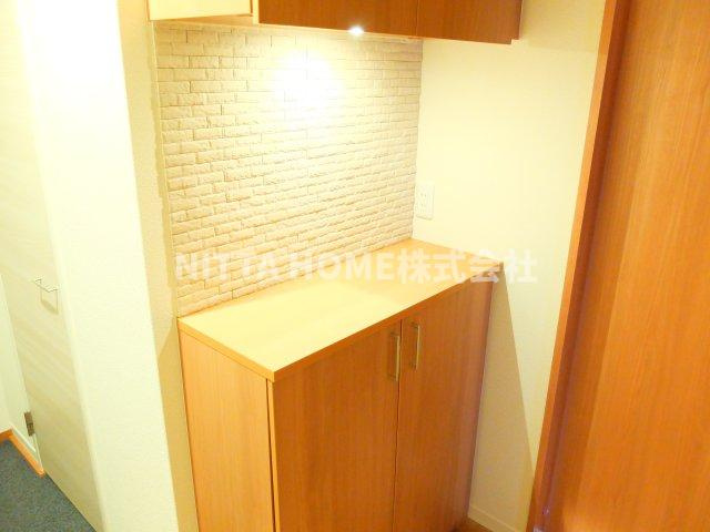 ザ・ファンクレイン　たんばの収納|シューズボックス完備の玄関です●