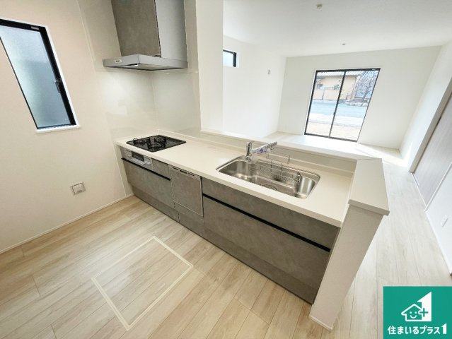 亀山市山下町　第1期　新築一戸建ての外観|現在建築中！落ち着いた街並みで新生活を始めることが出来そう！周辺の物件も併せてご紹介させて頂きます！