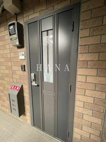 サニーコート８の玄関