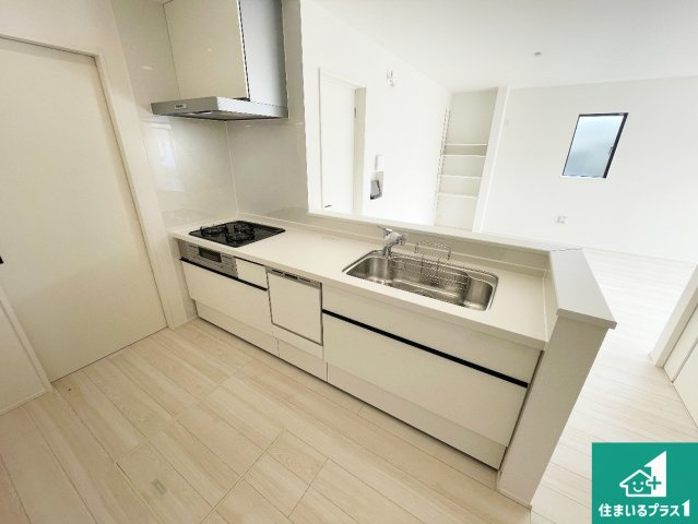 亀山市山下町　第1期　新築一戸建ての外観|現在建築中！落ち着いた街並みで新生活を始めることが出来そう！周辺の物件も併せてご紹介させて頂きます！