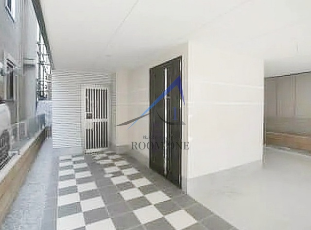 ヘリオドールのエントランス|エントランスです。