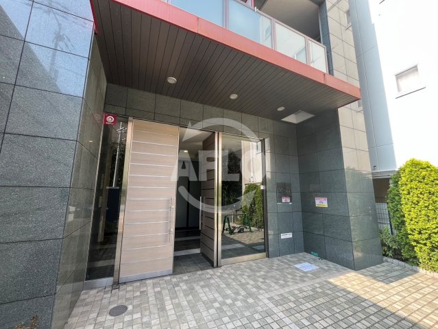 ルクレ難波のエントランス|ルクレ難波　エントランス