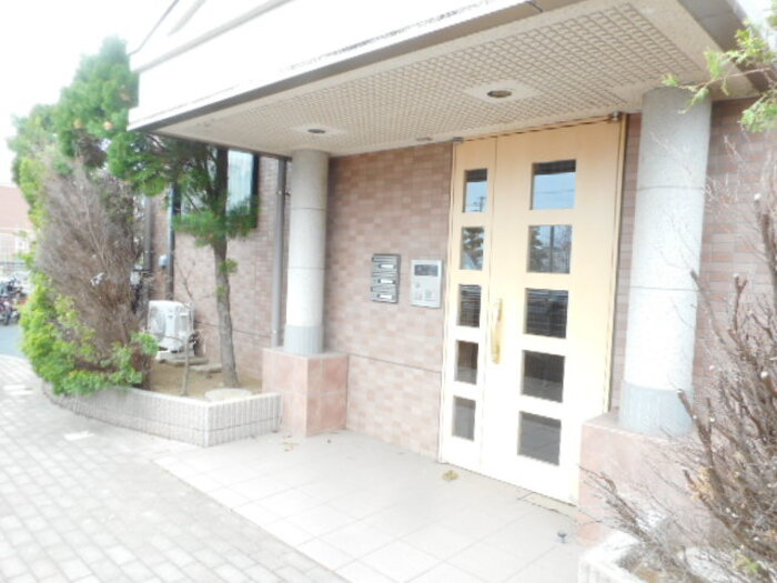 パルーテの玄関