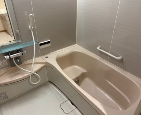 パルーテの浴室