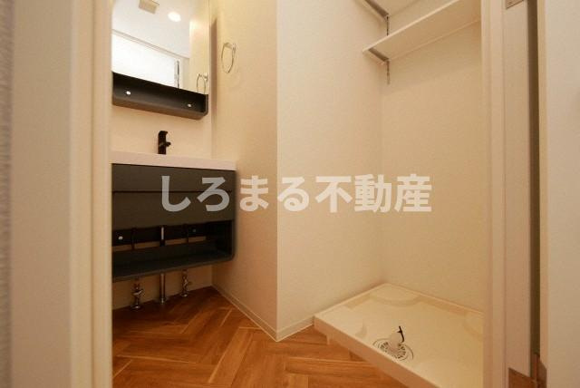 セレニテ難波リアンの洗面所