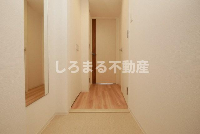 セレニテ難波リアンの玄関