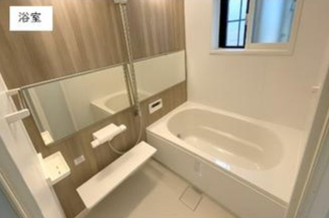 横浜市栄区本郷台3丁目 中古戸建て【仲介手数料無料】の浴室