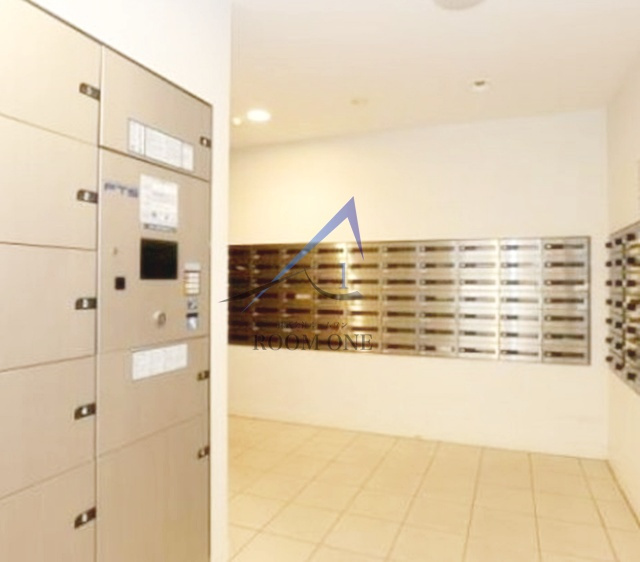 Ｂｒｉｌｌｉａ　ｉｓｔ　三軒茶屋　アイビーテラスのその他共用部分|宅配ボックスと集合ポストです。