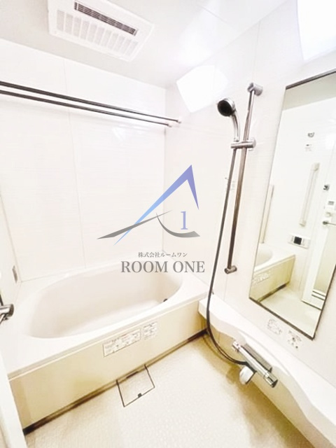 Ｂｒｉｌｌｉａ　ｉｓｔ　三軒茶屋　アイビーテラスの浴室|お風呂です。